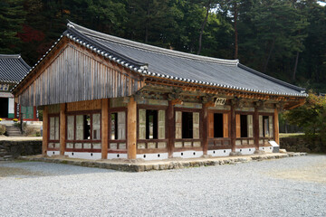 Fototapeta premium Temple of Sutasa, South korea