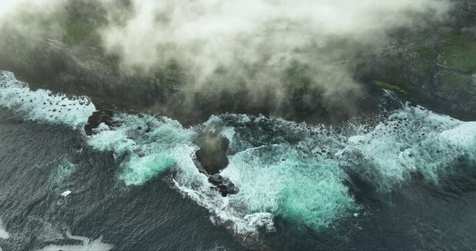 Cliffs of Moher in 4k