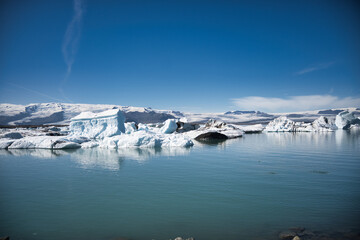 Fototapeta na wymiar glaciers in the glacier lagoon in Iceland
