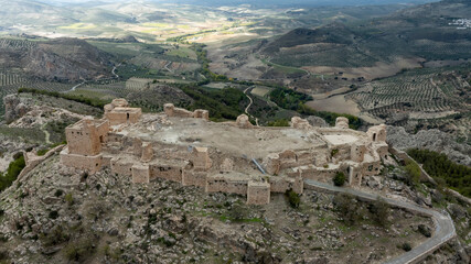 vista aérea del castillo de Moclín en la provincia de Granada, Andalucía