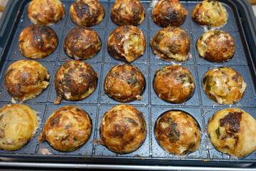 たこ焼き器でまるくなるたこ焼き