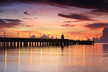 Obraz premium Morning scenery Saranwithi Bridge Prachuap Khiri Khan Province, Thailand