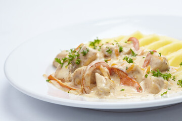 mashed potato with meat and sauce