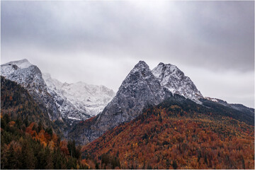 Autumn to the mountains