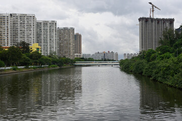 Fototapeta premium 香港のニュータウン：屯門ニュータウン（Tuen Mun New Town）