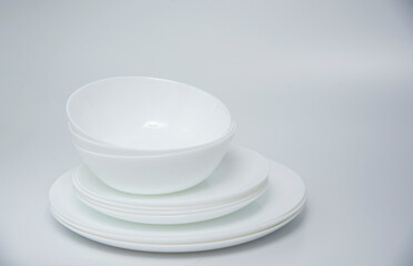 White plate placed on a white background