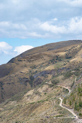 road to the mountains