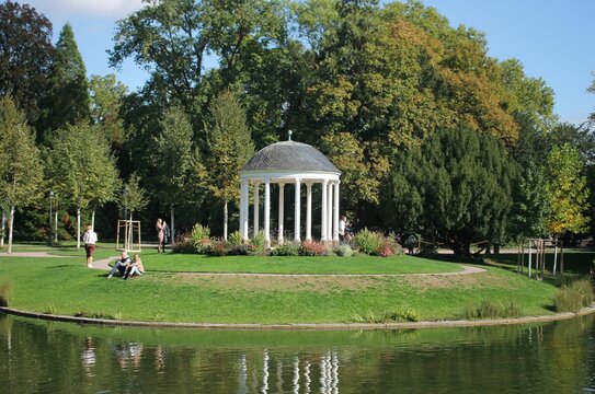 Parc de l Orangerie in October