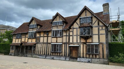 Fototapeta na wymiar Shakespeare's Birthplace during a cloudy day in England