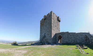 View at the tower and interior fortress at the Linhares da Beira Castle, on Linhares da Beira village downtown, Viseu, Portugal - obrazy, fototapety, plakaty