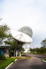 Large radio telescope, parabolic antenna