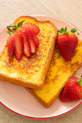 french toast with fresh strawberry