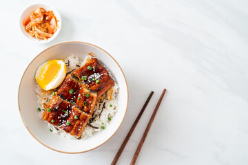 eel rice bowl or unagi rice bowl