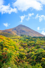 滑滝展望台から見た秋の磐梯山　福島県磐梯町　Mt. Bandai in autumn seen from Nametaki Observation Deck. Fukushima Pref, Bandai town.