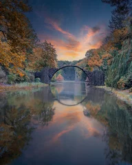 Zelfklevend Fotobehang Rakotzbrücke The Devil's Bridge view in Kromlau Park of Germany