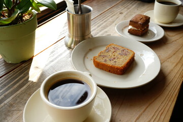 Slice of Pound Cake and Coffee, Image of Cafe - カフェのイメージ パウンドケーキ コーヒー	