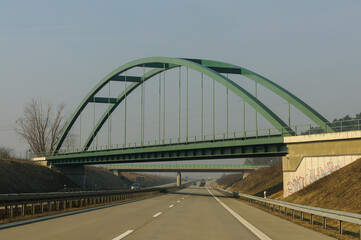 Obraz premium bridge over the highway 