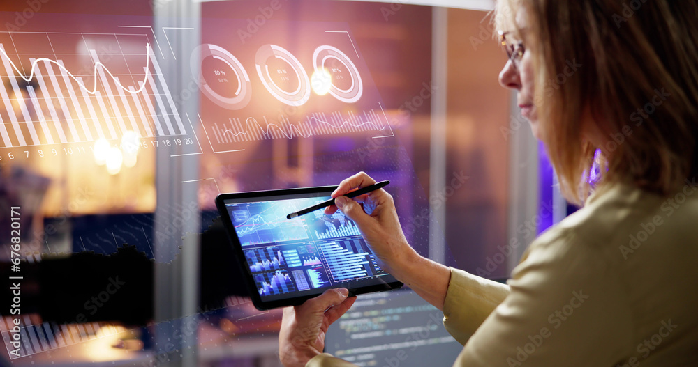 Poster Computer Analyst Monitoring KPI Data