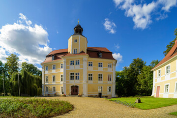 Fototapeta na wymiar Das Schloss in Vetschau im Spreewald
