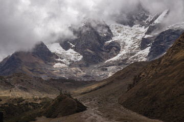paisagem natural na região da Laguna Humantay, no povoado de Soraypampa, Peru