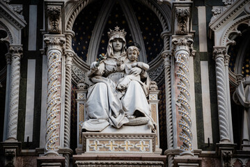 Naklejka premium Details of the statues of Florence, Italy