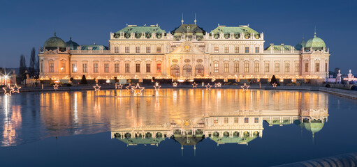 Fototapeta na wymiar Schloss Belvedere im Advent, 3. Bezirk Landstrasse, Wien, Österreich