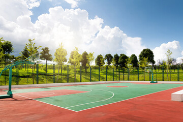 Background of empty basketball court - obrazy, fototapety, plakaty