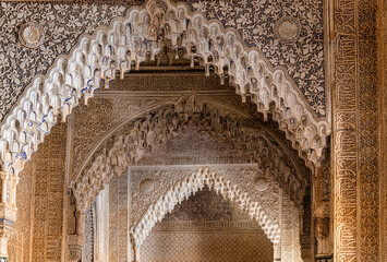 Detail View of Alhambra, Granada, Spain. The Nasrid Palaces (Palacios NazaraÂ­es) in the Alhambra fortress - obrazy, fototapety, plakaty