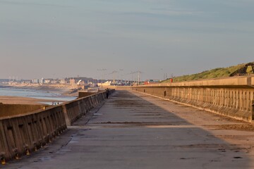 Fototapeta premium promenade next to sea on blackpool