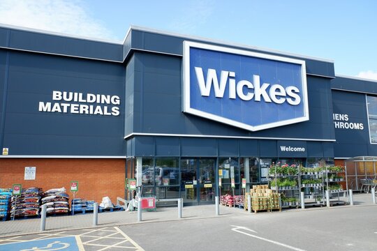 Wicks hardware store, Otterspool Way, Watford