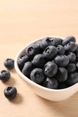 bowl of blueberries