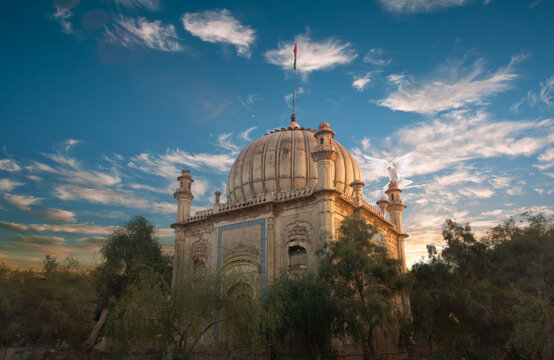 Behold the timeless allure of the Tomb of Bahawalpur. This image encapsulates the fusion of Islamic and Mughal architecture, narrating the cultural legacy of South Asia. With intricate carvings and ma