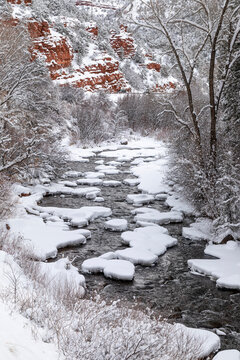 Frying Pan River winter scene with freshly fallen snow