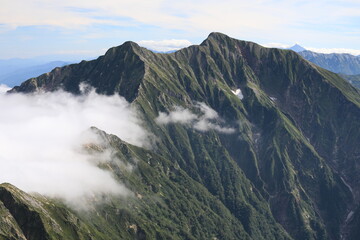 北アルプスの鹿島槍ヶ岳