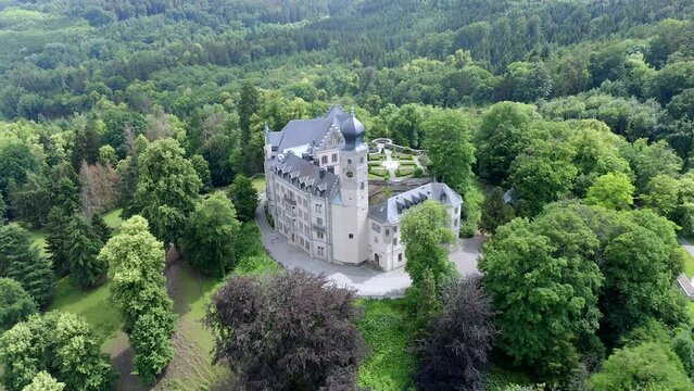 Aerial view, flight at Callenberg Castle, hunting lodge and summer palace of the Dukes of Saxe-Coburg and Gotha, Coburg, Upper Franconia