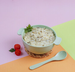 healthy baby food, composition of baby porridge, salmon, eel, chicken, beef and vegetables tomatoes, carrots, chayote