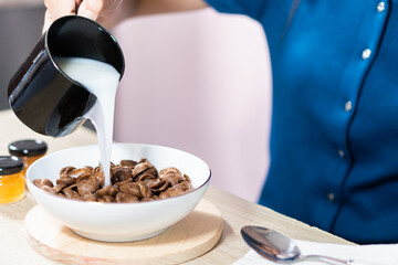 Sweet chocolate breakfast cereal flakes.