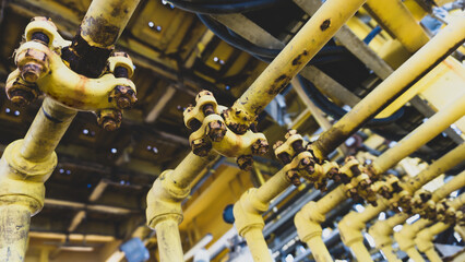 Pipes in the petroleum industry are subject to severe weather and environmental corrosion.