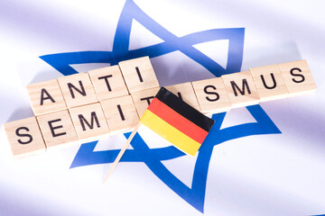 Flagge von Israel und Deutschland und Antisemitismus