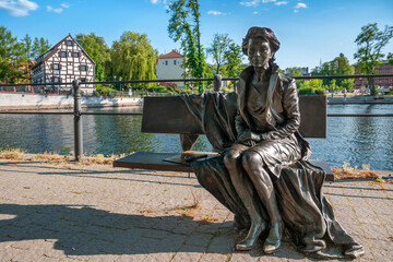 Irena Jarocka's bench in Bydgoszcz, Kuyavian-Pomeranian Voivodeship, Poland - obrazy, fototapety, plakaty
