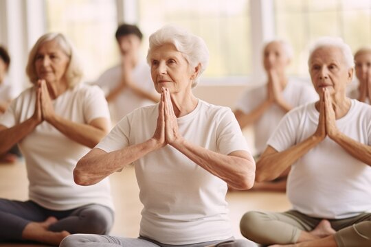 The elderly people in the house were eager to stand and do yoga together. The concept of active aging