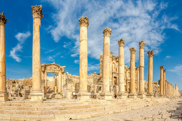 View at the Nymphaeum at Maximus street in Archaeological complex of Jerash - Jordan - 677604976