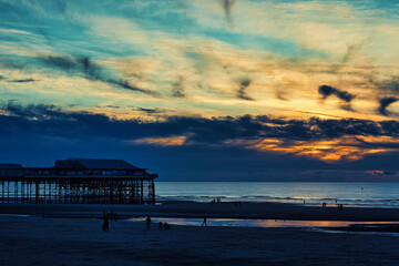 Fototapeta na wymiar sunset on the beach in Blackpool