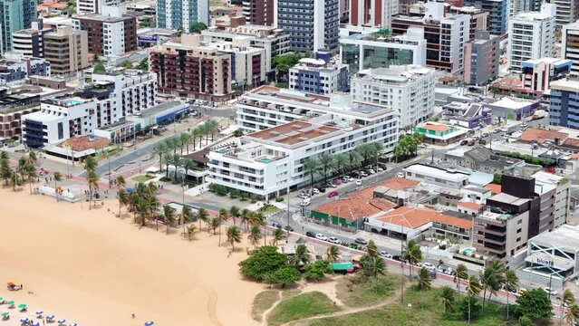 ver&atilde;o na praia de cabo branco em jo&atilde;o pessoa, cidade muito linda, &aacute;gua cristalina e bem azul (Summer on Cabo Branco beach in Jo&atilde;o Pessoa, very beautiful city, crystal clear and blue water)