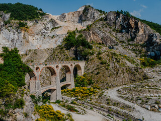 Ponti di Vara bridges in the Fantiscritti area of marble quarries near Carrara - obrazy, fototapety, plakaty