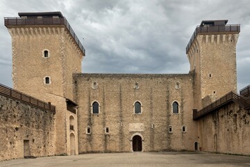 Fototapeta na wymiar La Rocca Albornoziana - Spoleto - Perugia - Umbria - Italia