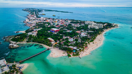 Aerial view of riviera Maya Isla de le mujeres in Cancun Mexico travel resort beach town  - obrazy, fototapety, plakaty