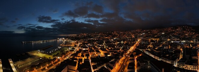 Cidade noturna