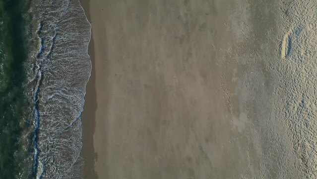 Paisagem Praia Trafaria Lisboa Portugal C&eacute;u Mar Horizonte Oceano Atl&acirc;ntico Areia Ondas S&atilde;o Pedro Segundo Torr&atilde;o Vista Ver&atilde;o Clima Azul Verde Porto F&aacute;brica Constru&ccedil;&atilde;o Europa Ilha Costa Portuguesa