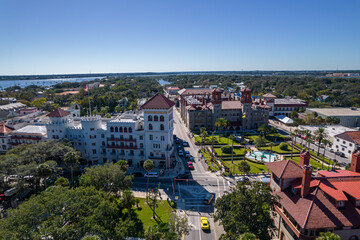 Fototapeta na wymiar Beautiful aerial view of the St Augustine, the oldest town in USA. the castle of San Marcos National Monument, Flagler College and the Matanzas Bay